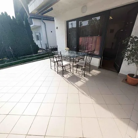 شقة In - Balaton 54329
